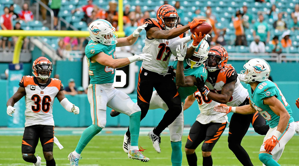 nfl-onside-kick-bengals-dolphins.jpg